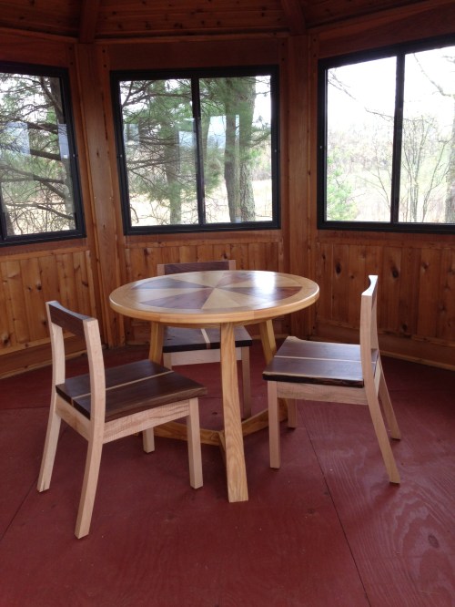 gazebo table & chairs