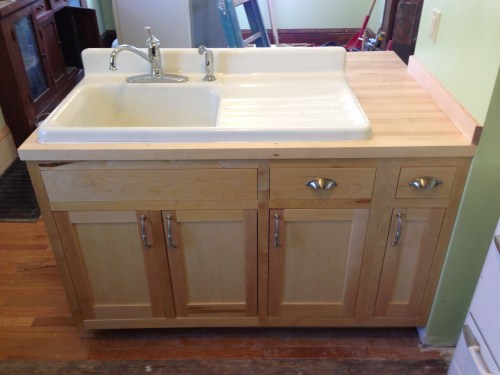 lauren kitchen front